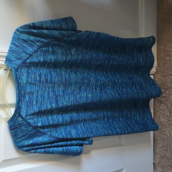 NWOT RBX V neck dri-fit top - Picture 4 of 4